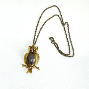 Owl Pendant Agate Stone Cabochon Necklace 24" Triple Link Chain Circa 1970s VTG
